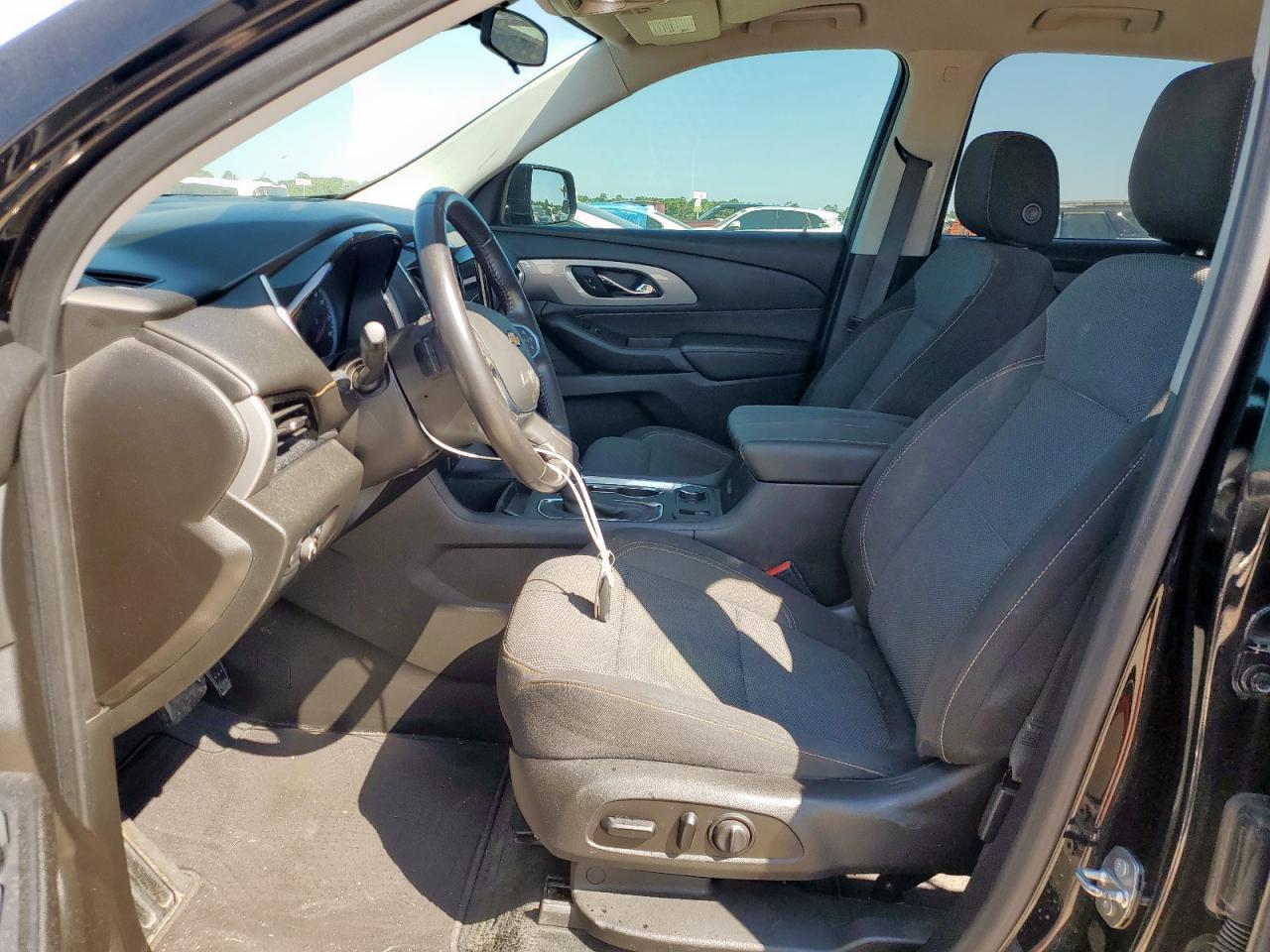 CHEVROLET TRAVERSE LT