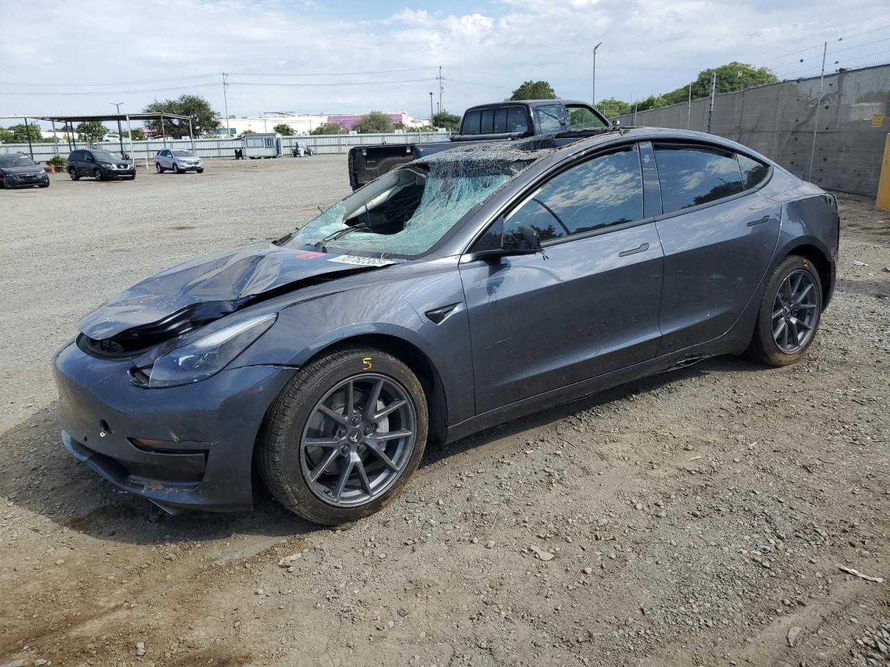 TESLA MODEL 3