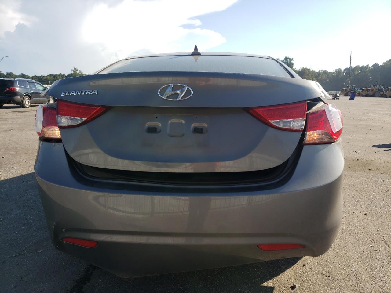HYUNDAI ELANTRA GLS