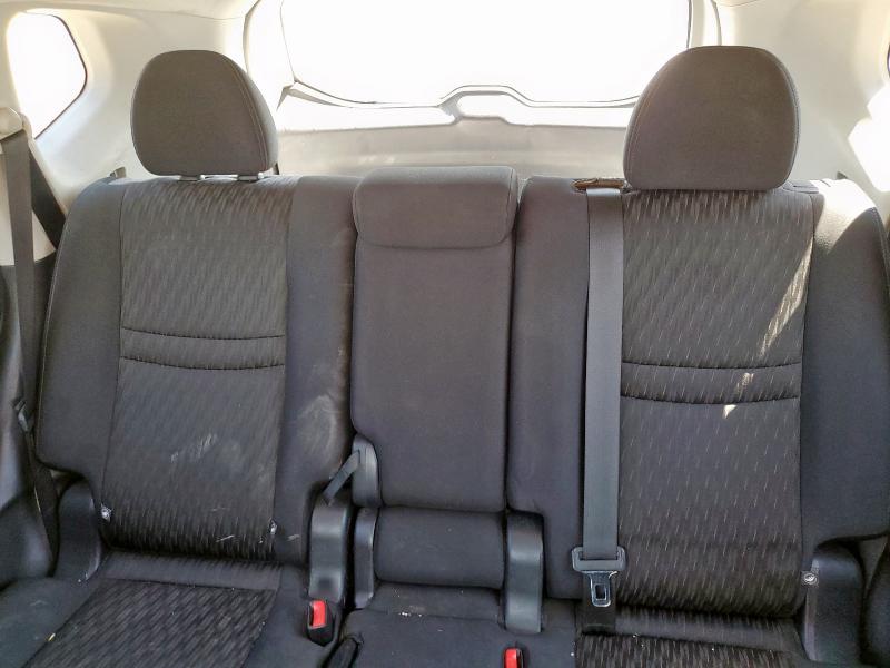 2017 NISSAN ROGUE S 5N1AT2MT5HC838607