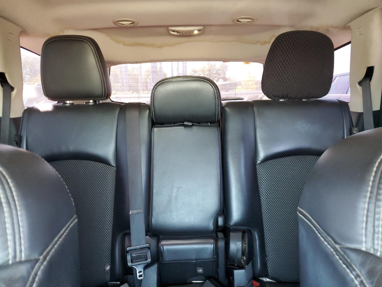 DODGE JOURNEY CROSSROAD