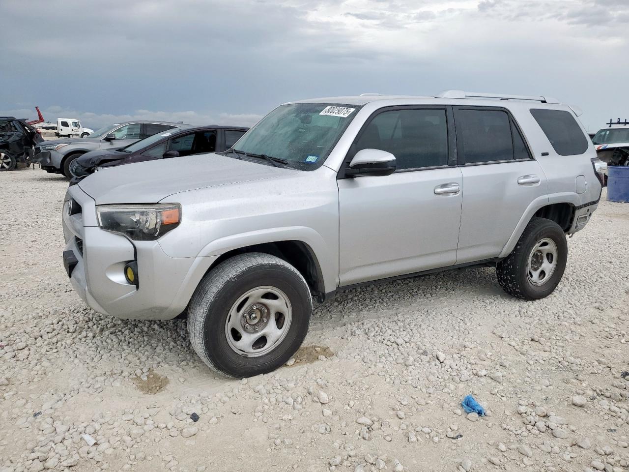 TOYOTA 4RUNNER SR5/SR5 PREMIUM