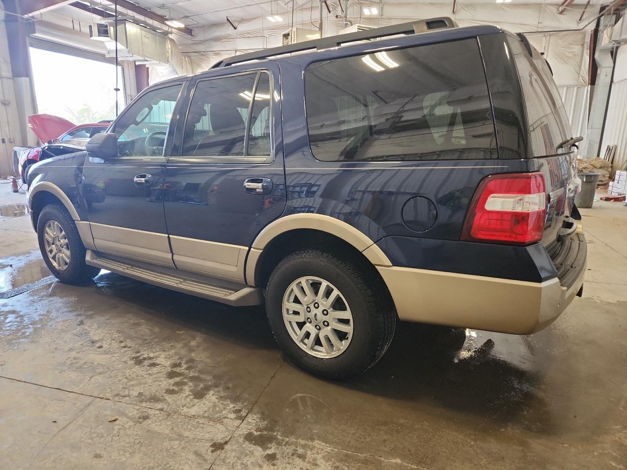 FORD EXPEDITION XLT