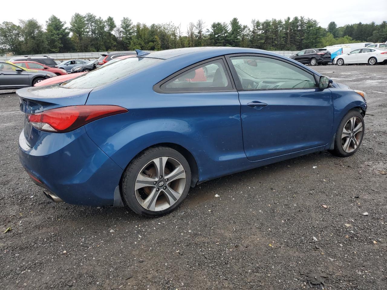 HYUNDAI ELANTRA GS