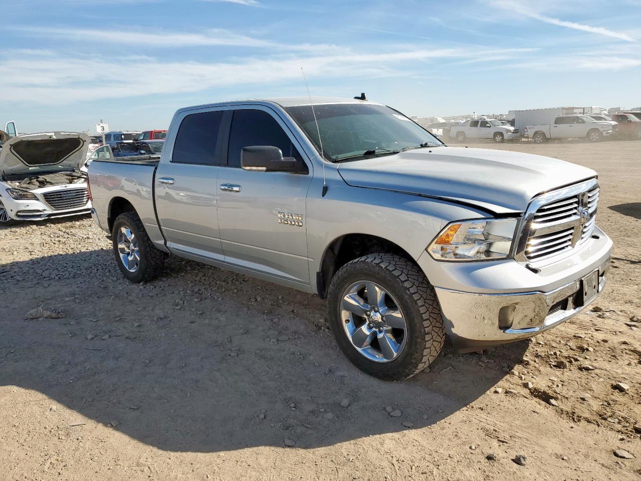 RAM 1500 SLT