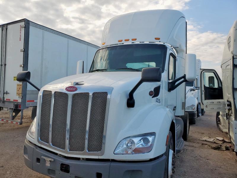 2018 PETERBILT TRACTOR 579 #3303628928