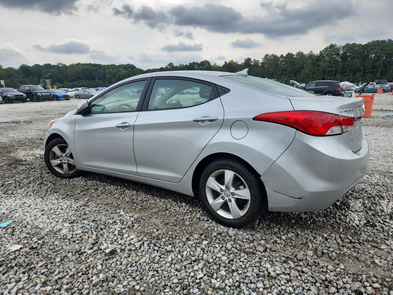 HYUNDAI ELANTRA GLS