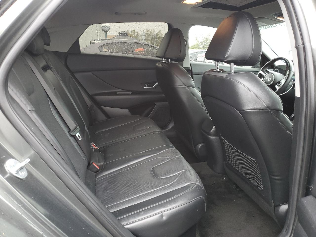 HYUNDAI ELANTRA LIMITED