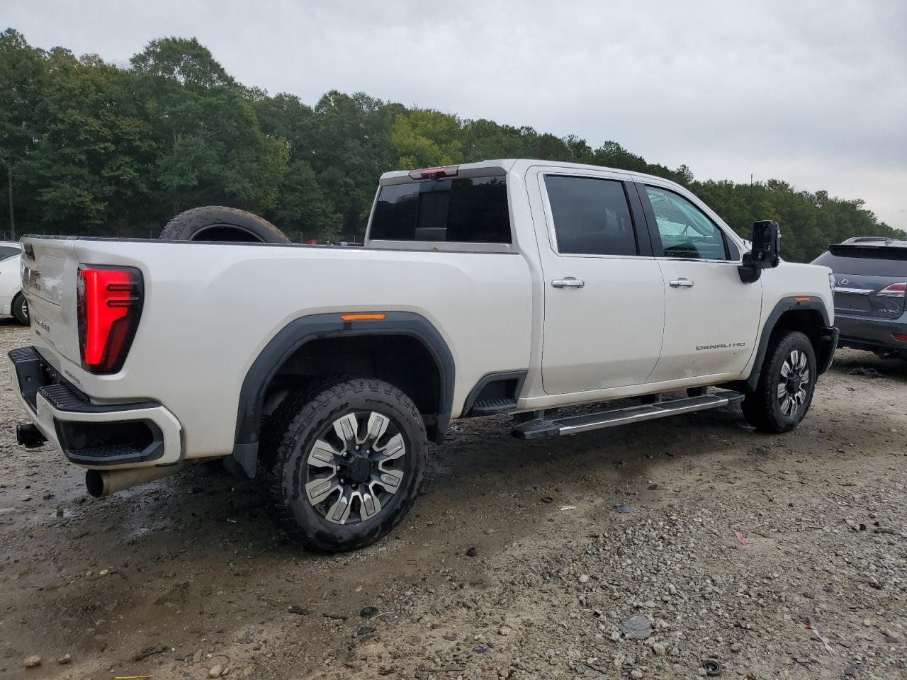 GMC SIERRA K2500 DENALI