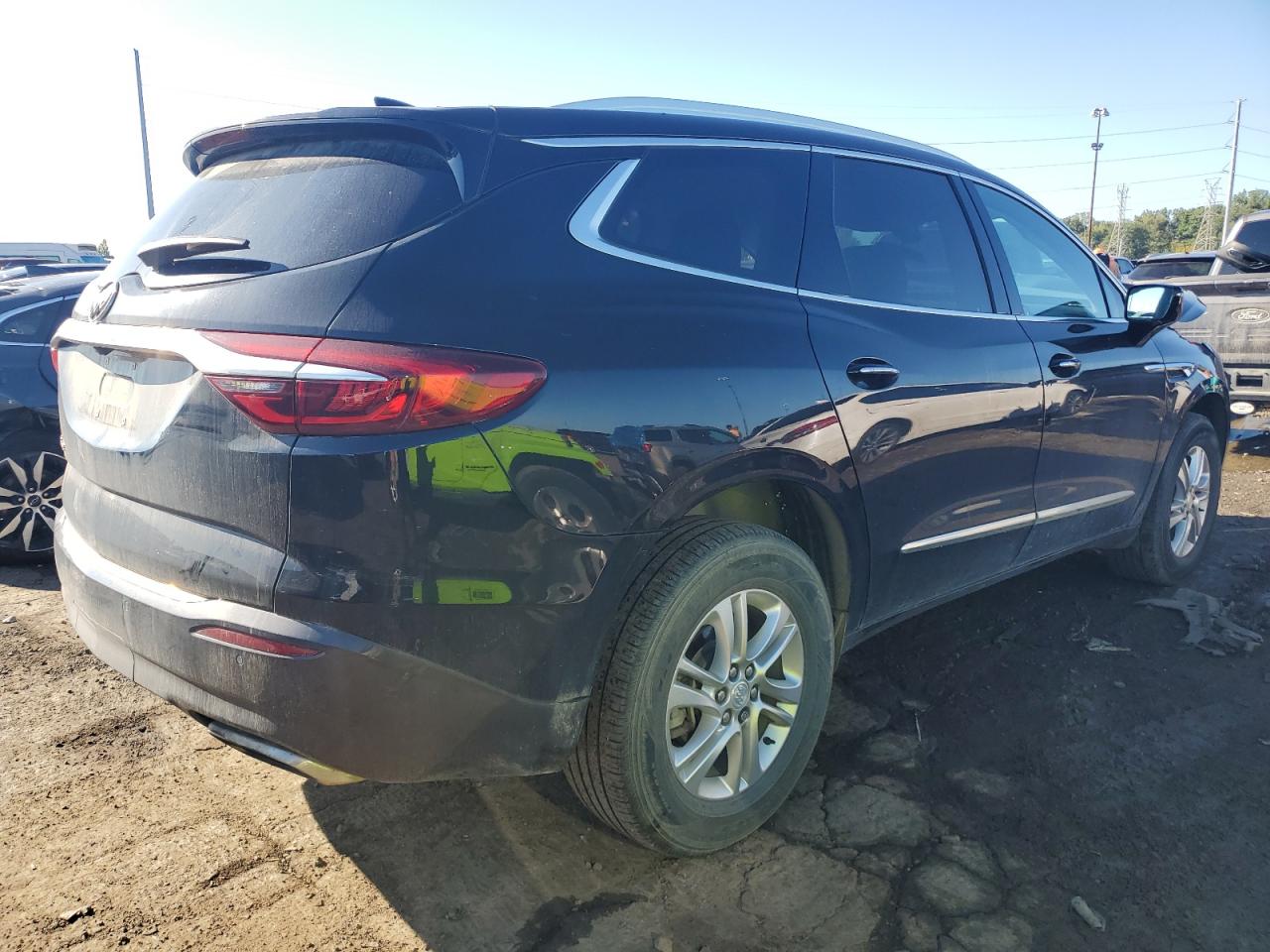 BUICK ENCLAVE ESSENCE