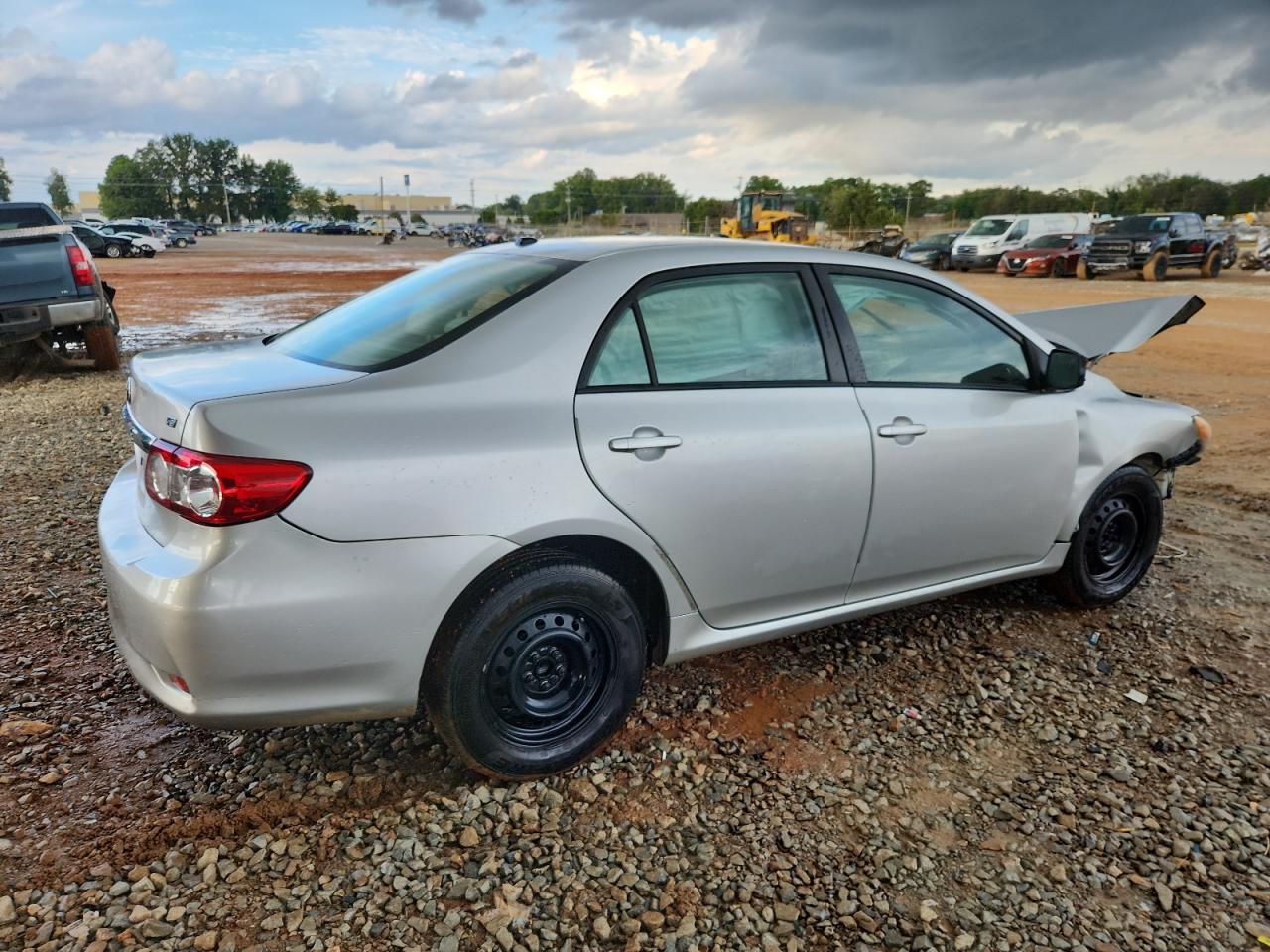 TOYOTA COROLLA BASE