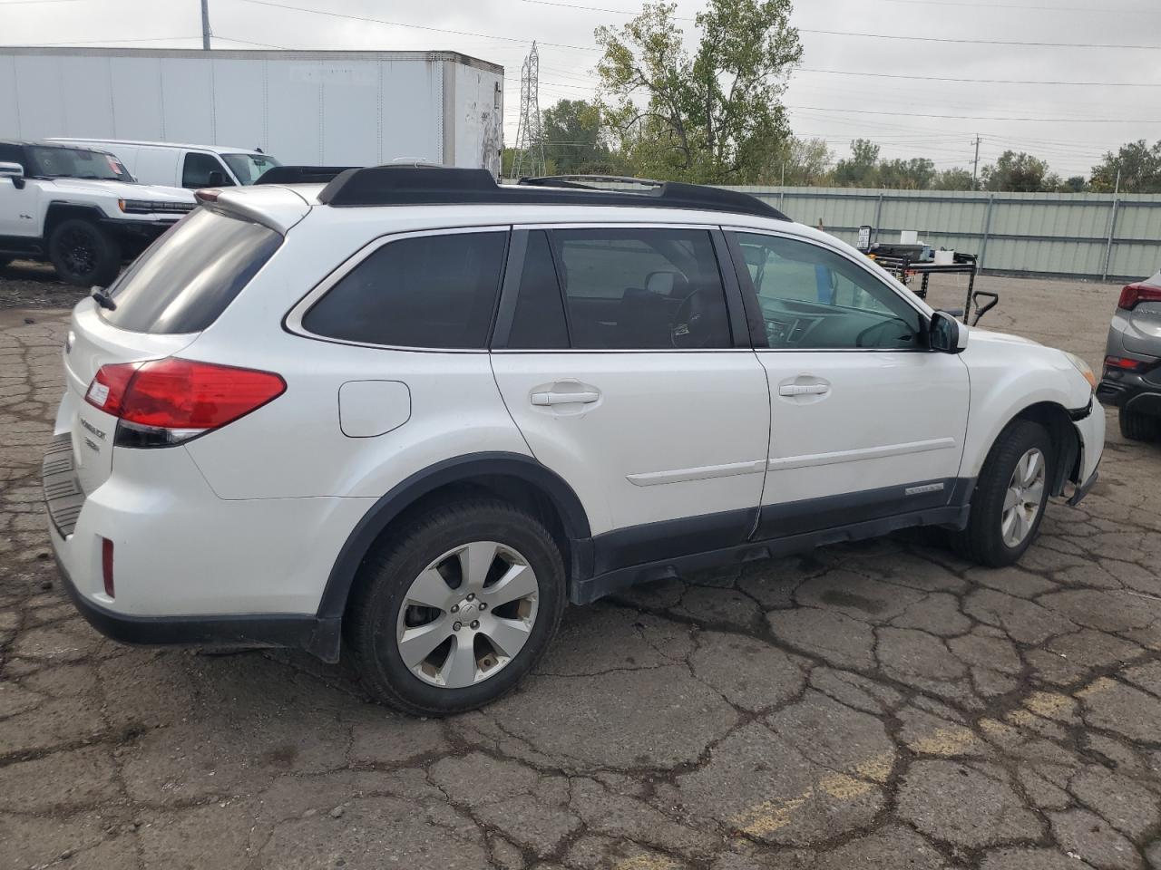 SUBARU OUTBACK 3.6R PREMIUM