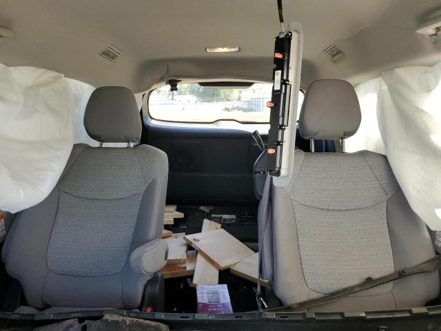 2022 TOYOTA SIENNA LE 5TDKSKFC5NS041289