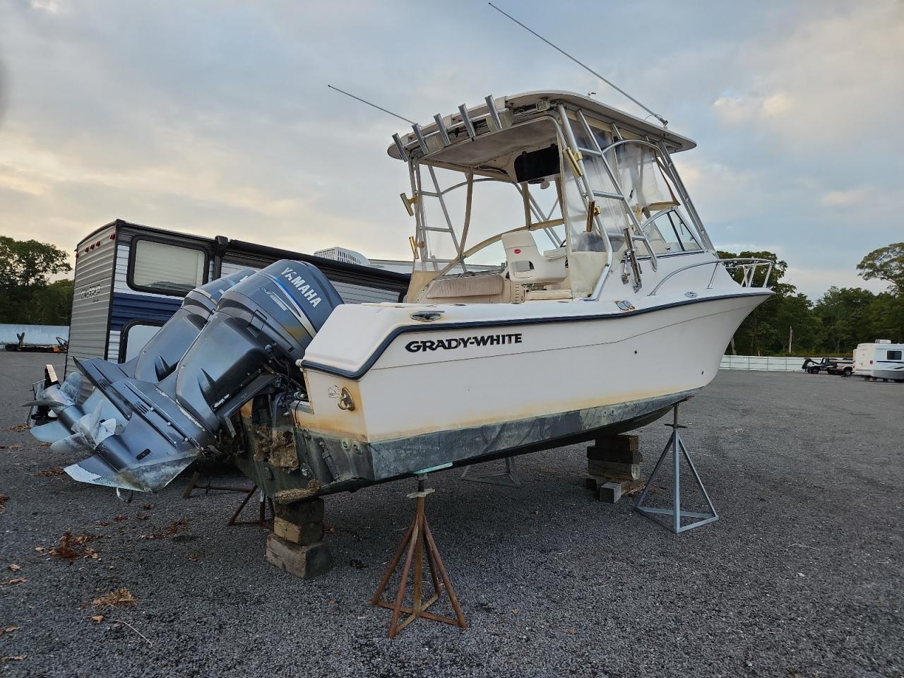 Lot #3310445307 2002 GRADY WHITE BOAT