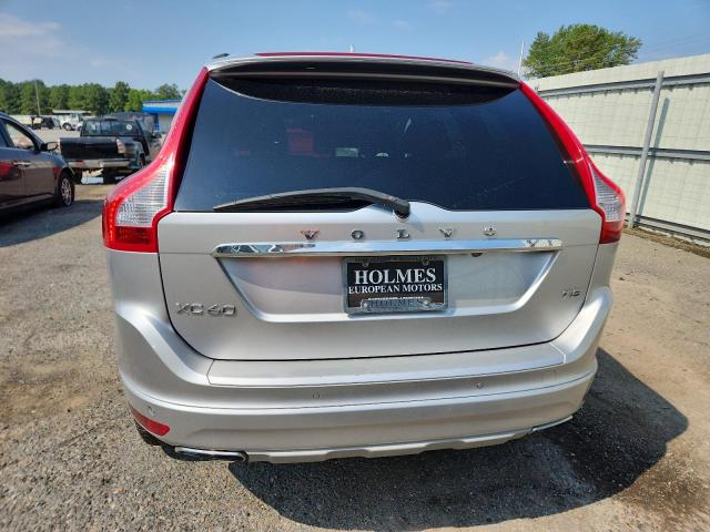 2017 VOLVO XC60 T5 IN YV440MDU7H2132434