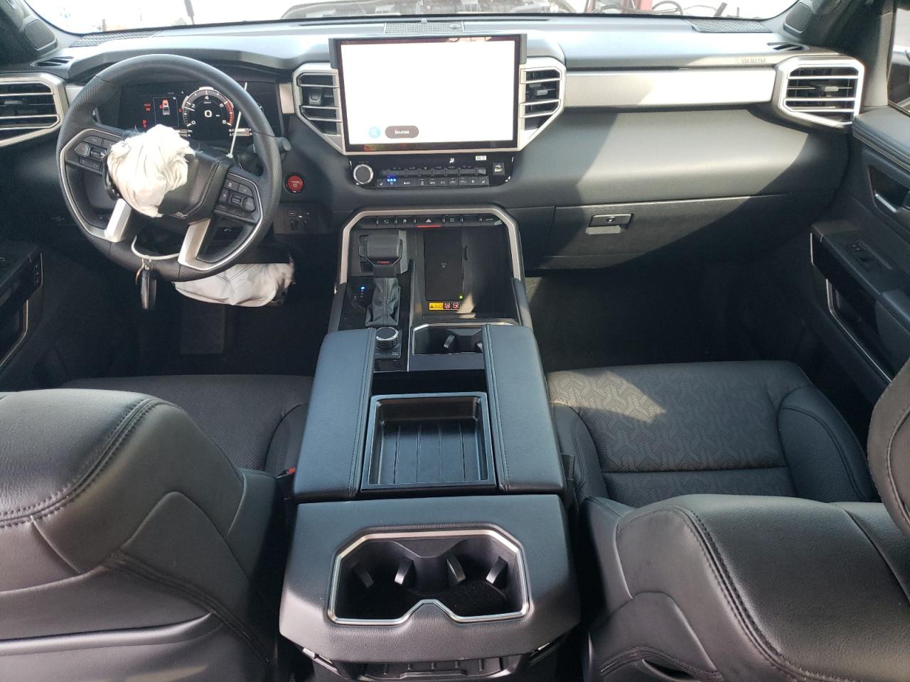 TOYOTA TUNDRA CREWMAX LIMITED