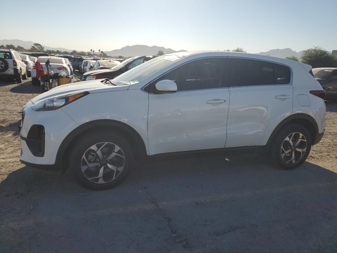 KIA SPORTAGE LX