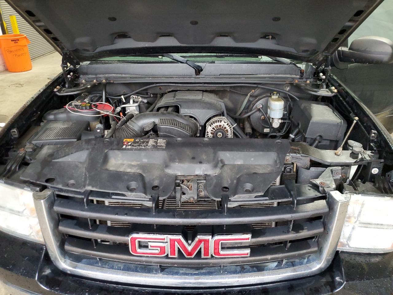 GMC SIERRA 1500 K1500 SLT