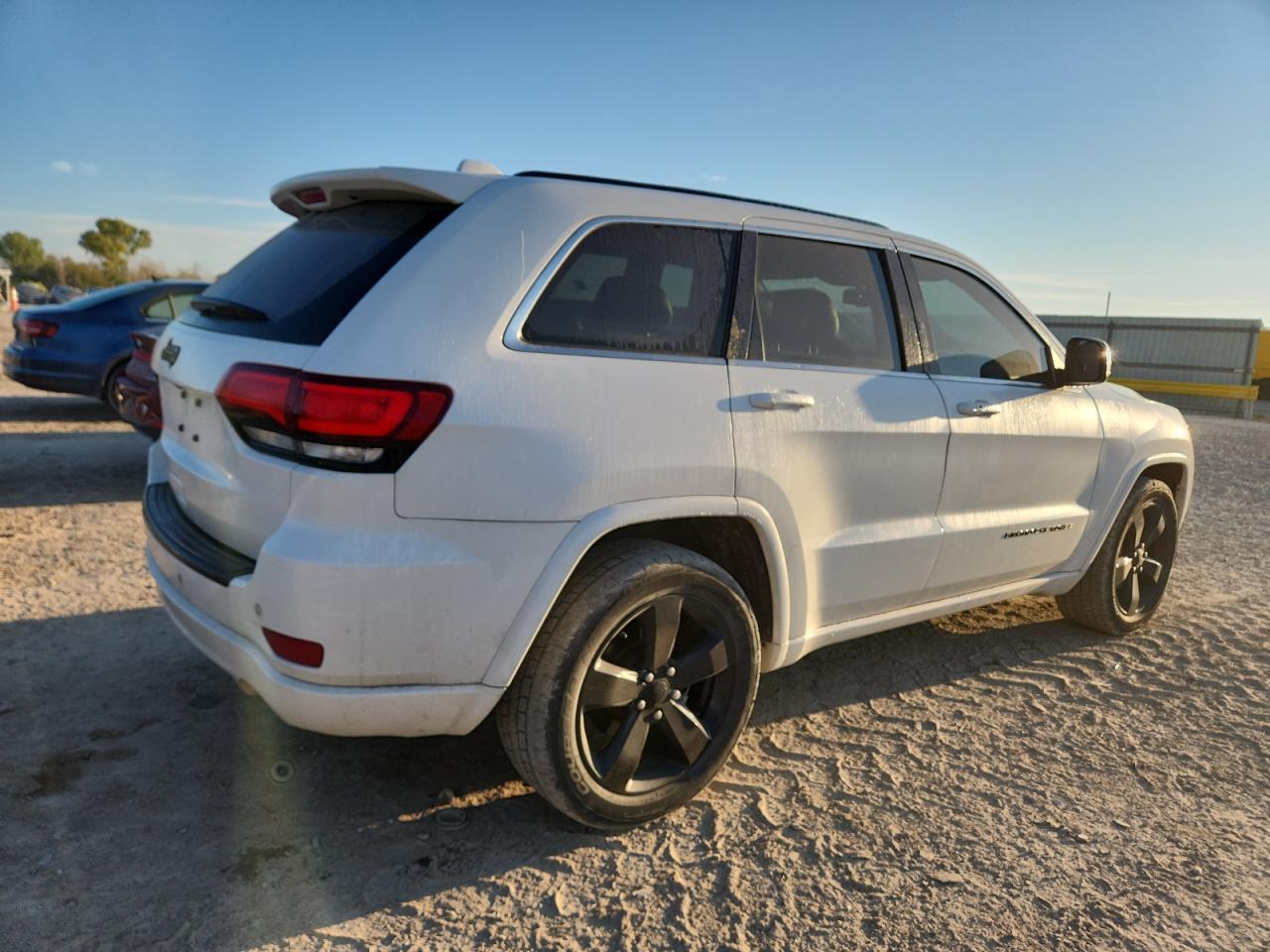 JEEP GRAND CHEROKEE LAREDO