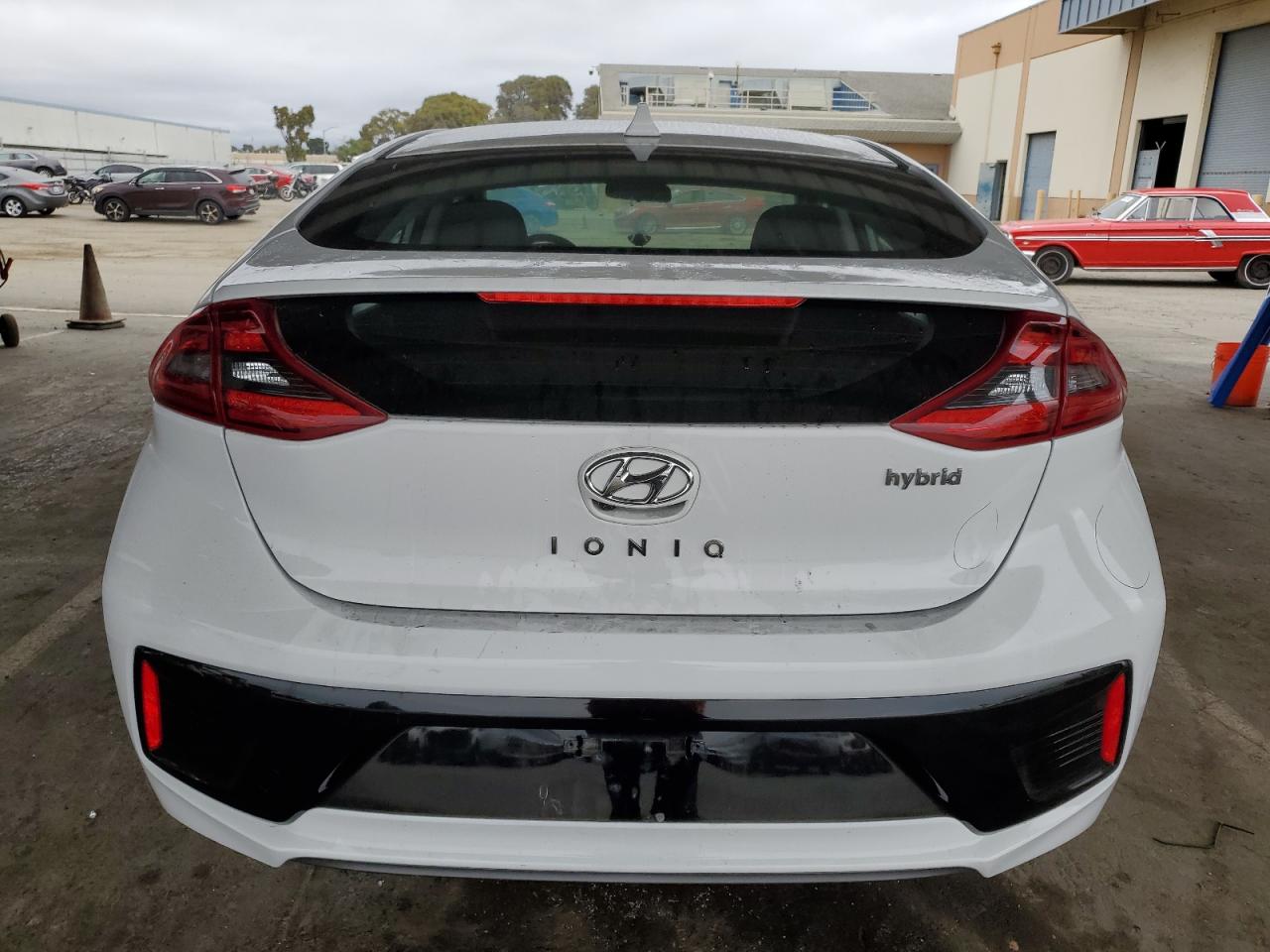 HYUNDAI IONIQ SEL