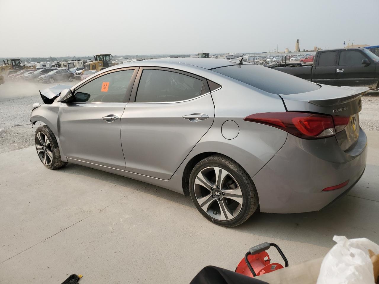 HYUNDAI ELANTRA SE