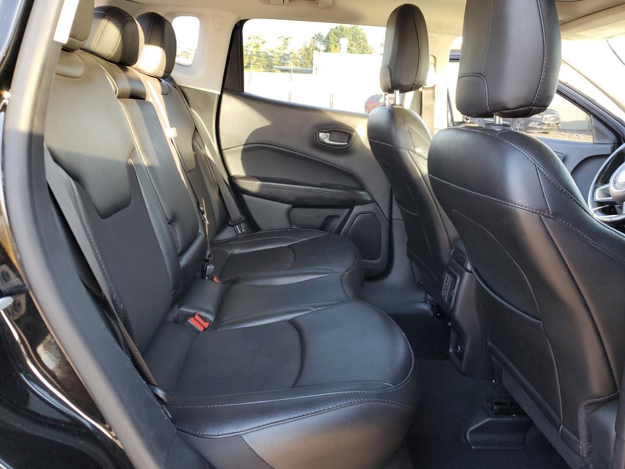 JEEP COMPASS LATITUDE