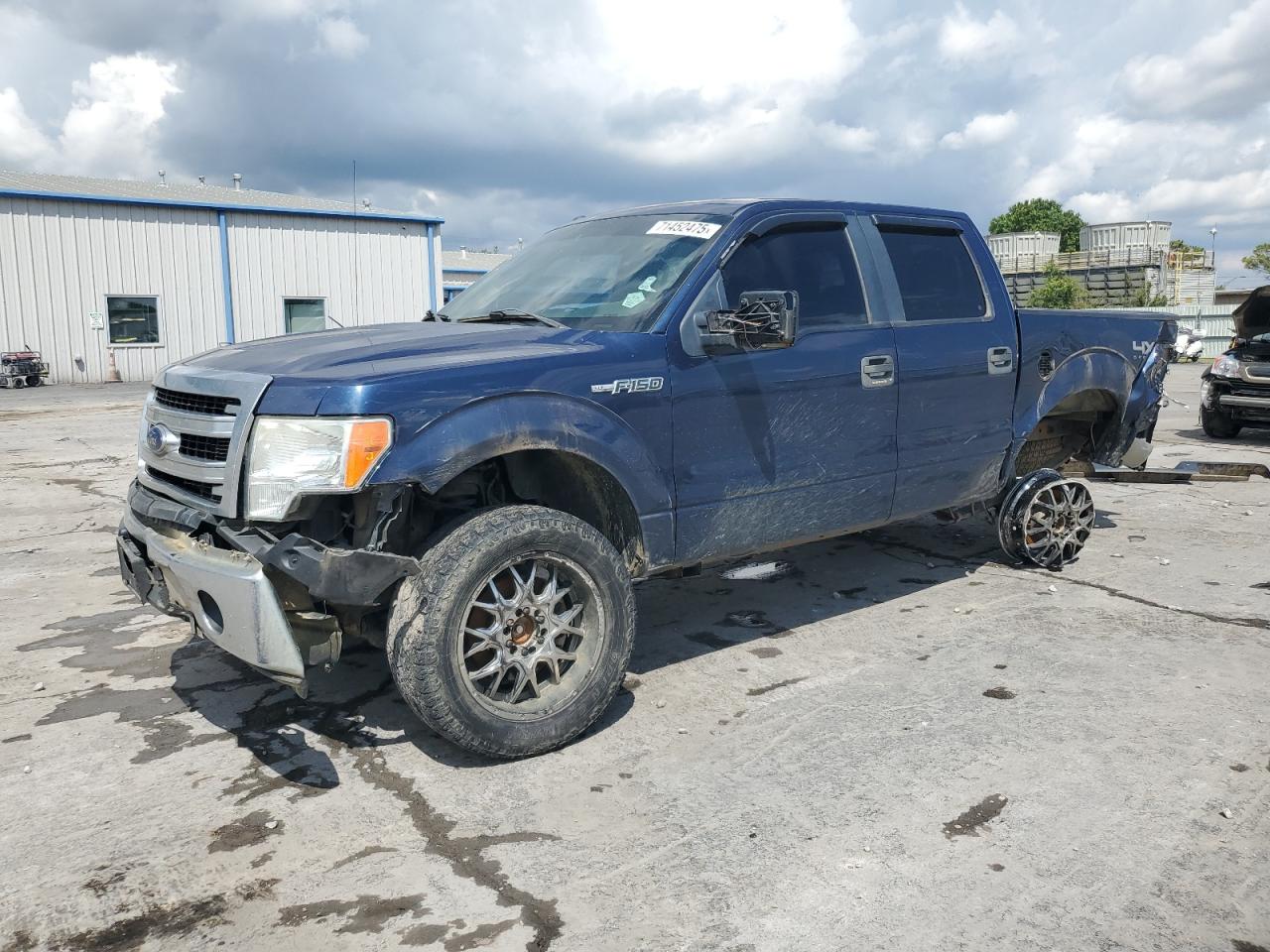 FORD F-150 SUPERCREW