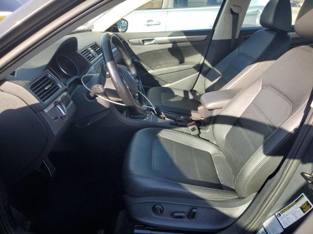 2017 VOLKSWAGEN PASSAT R-L - 1VWDT7A37HC060620