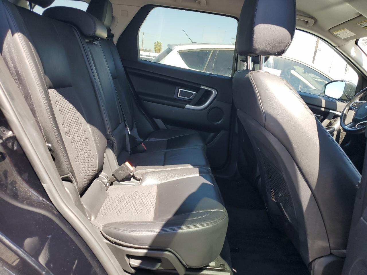 LAND ROVER DISCOVERY SE