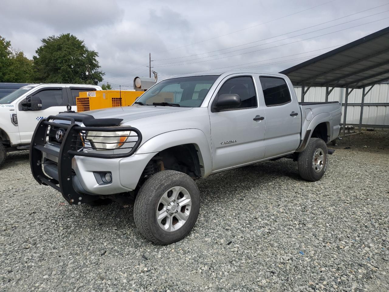 TOYOTA TACOMA DOUBLE CAB