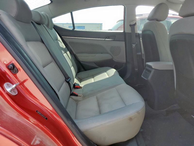 2017 HYUNDAI ELANTRA SE 5NPD84LFXHH031238