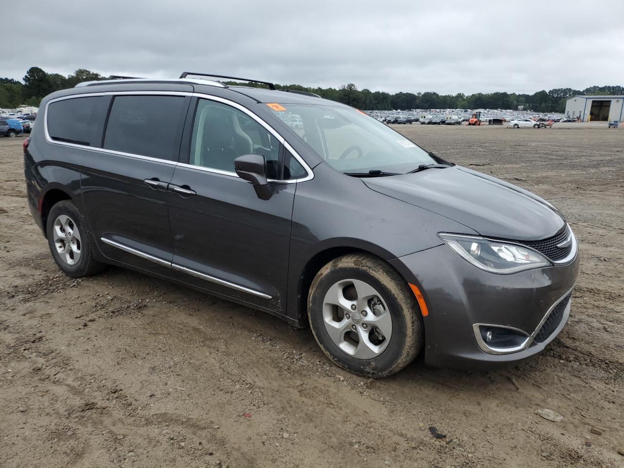 CHRYSLER PACIFICA TOURING L PLUS