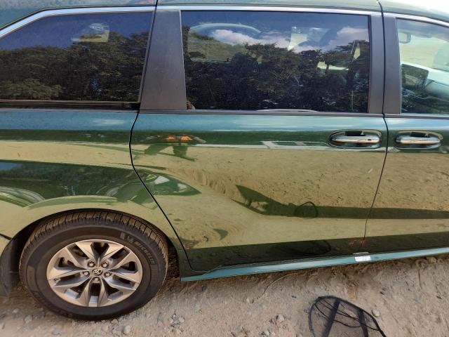 2023 TOYOTA SIENNA XLE #3302784898