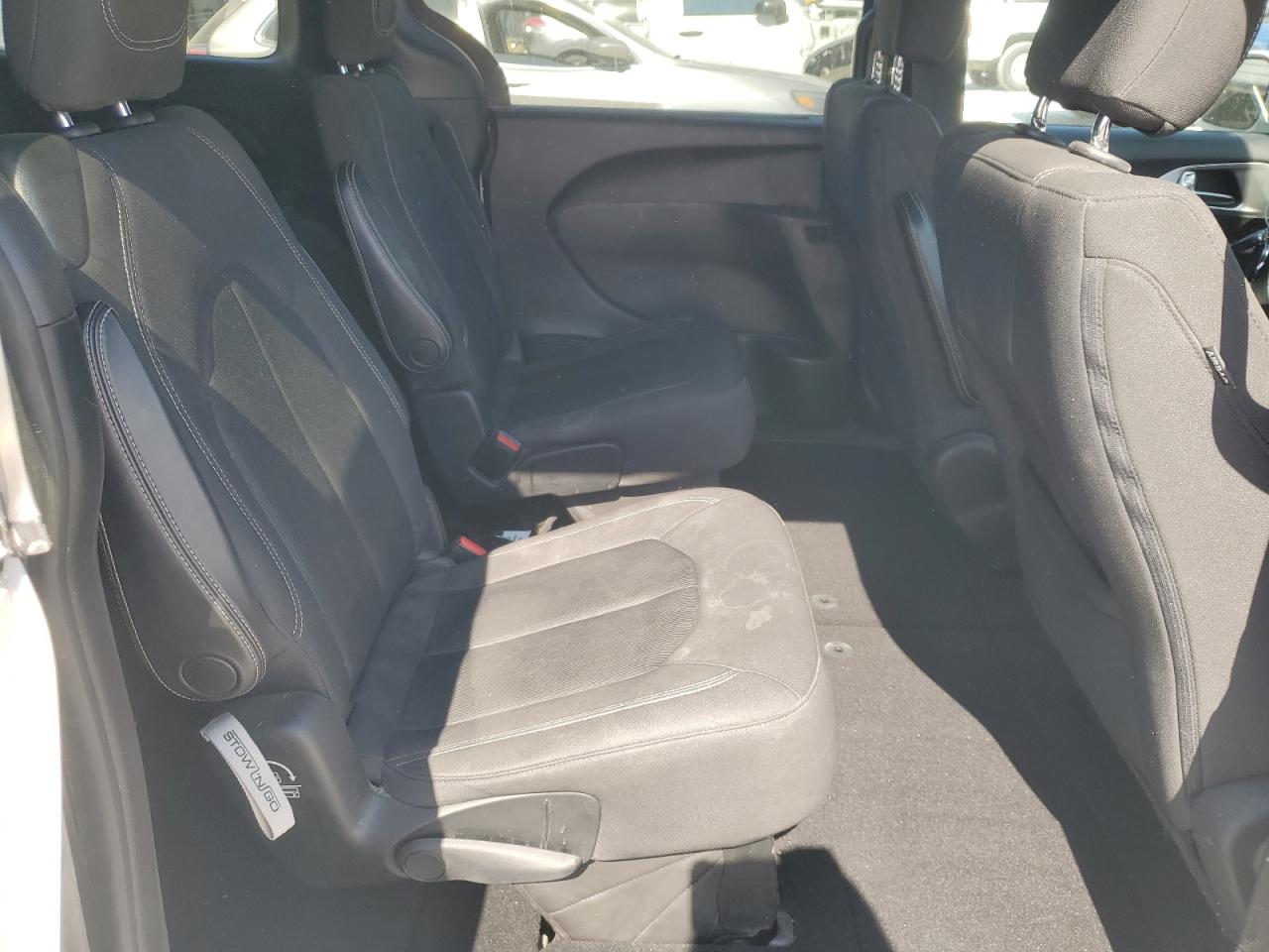 CHRYSLER PACIFICA TOURING PLUS