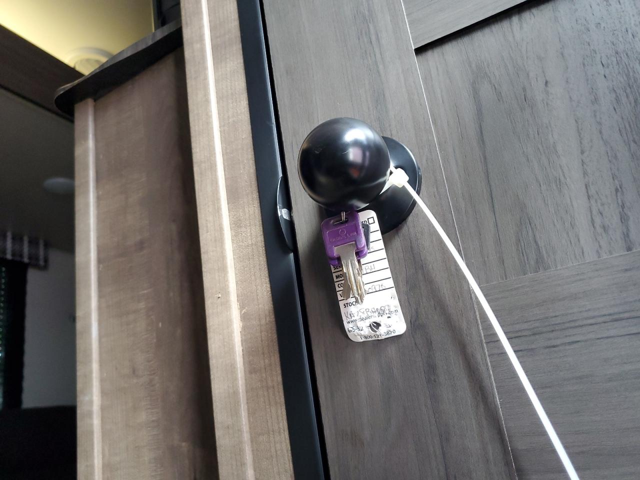 Lot #3264465425 2021 TRLR STRATUS VENTURE