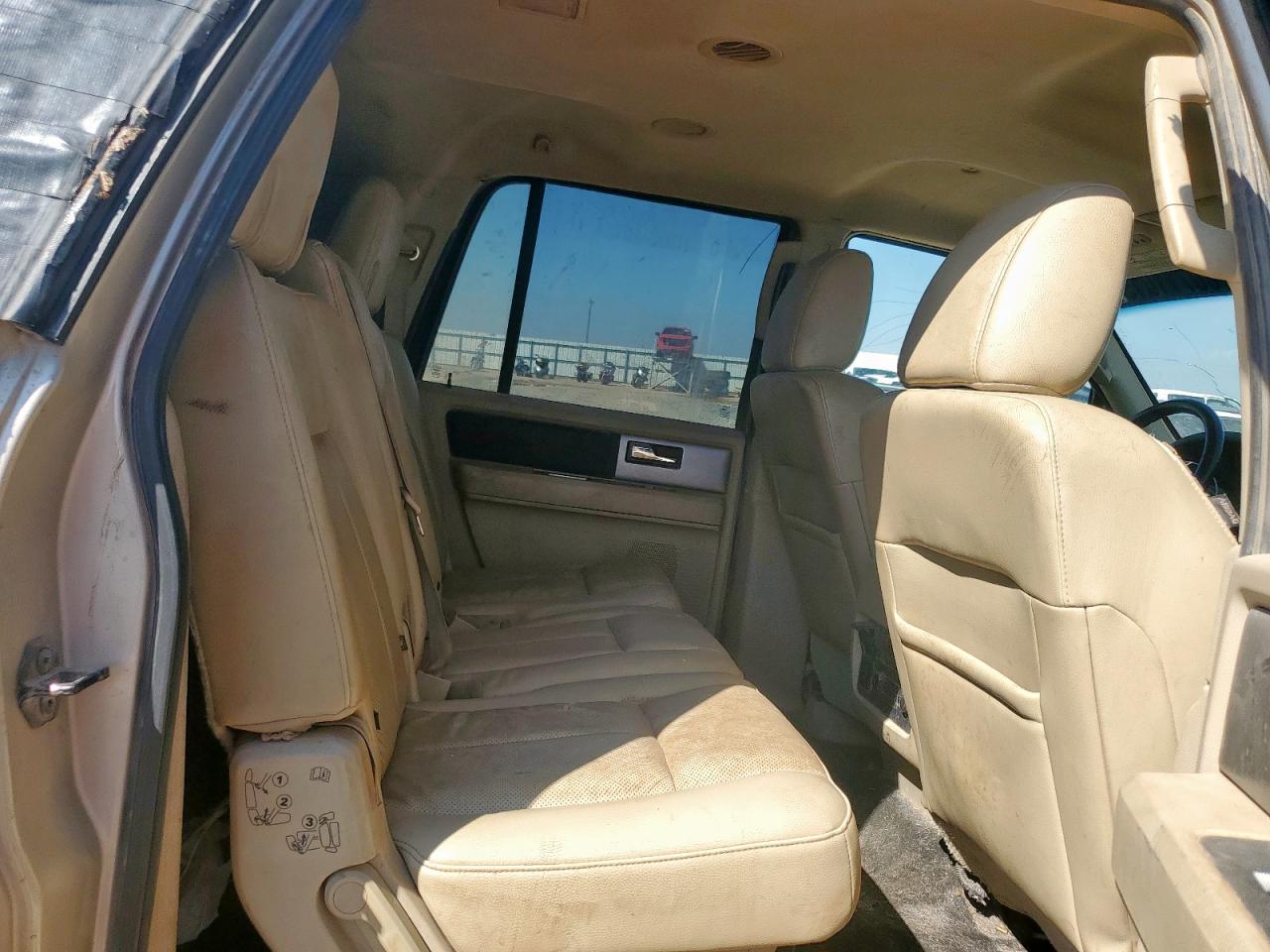 FORD EXPEDITION EL XLT