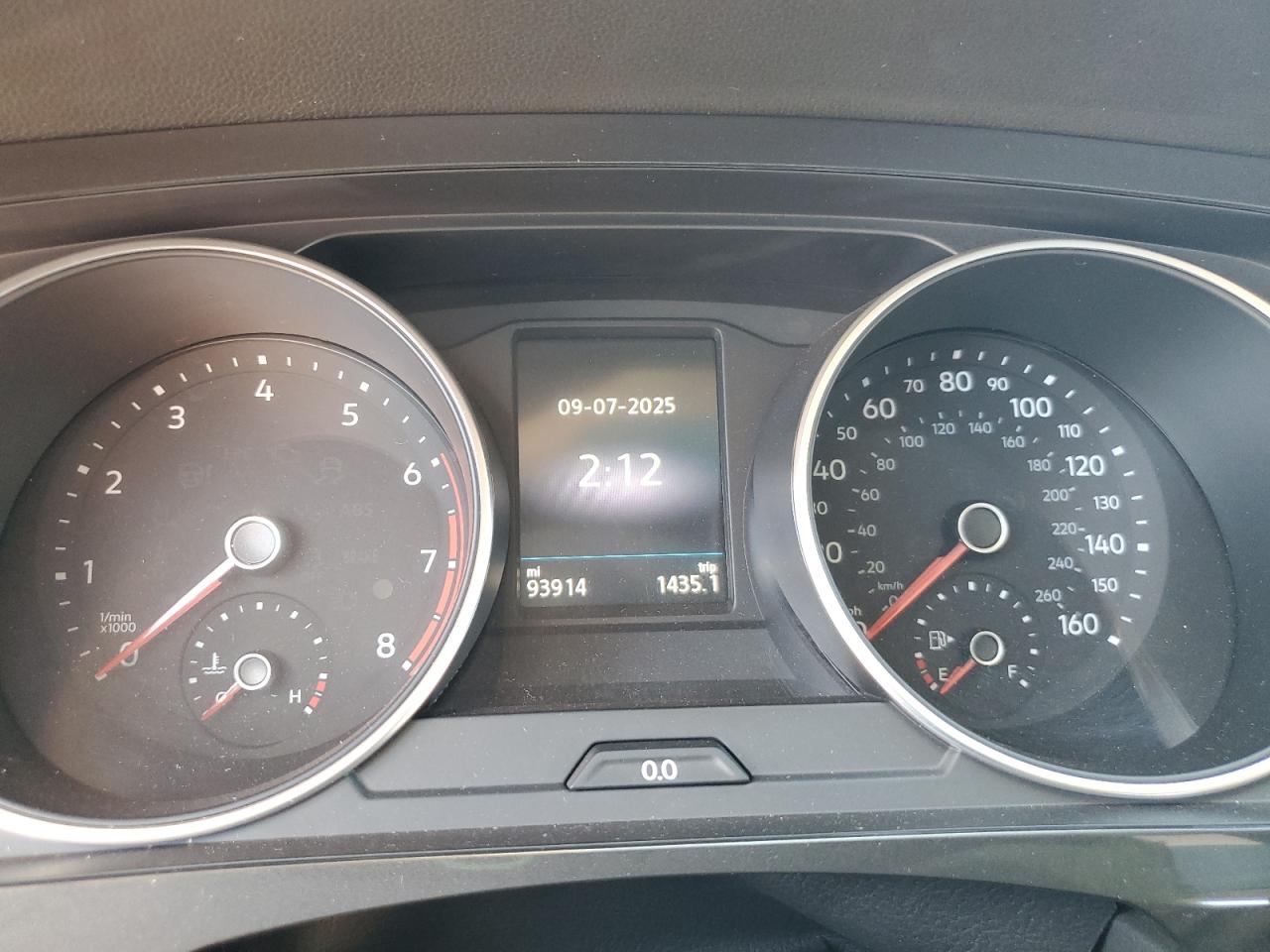 VOLKSWAGEN TIGUAN SE