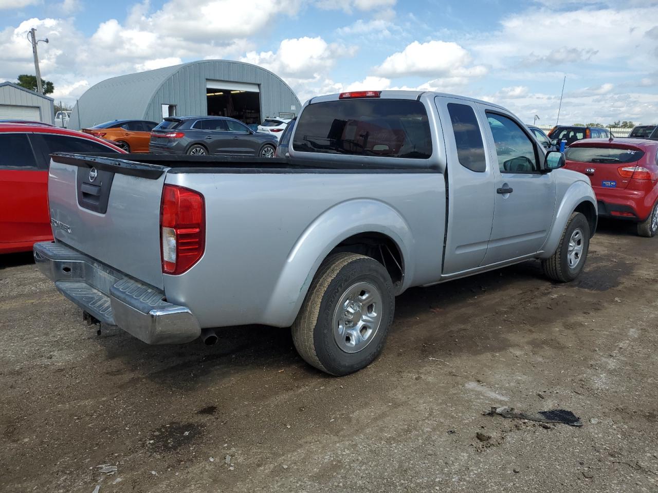 NISSAN FRONTIER S