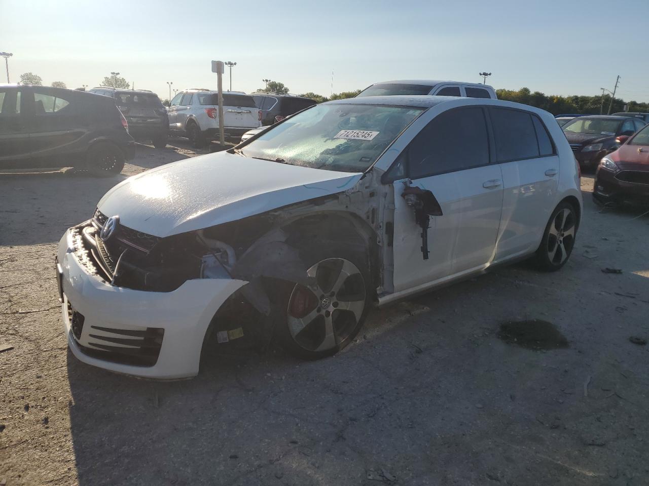 VOLKSWAGEN GOLF GTI SPORT