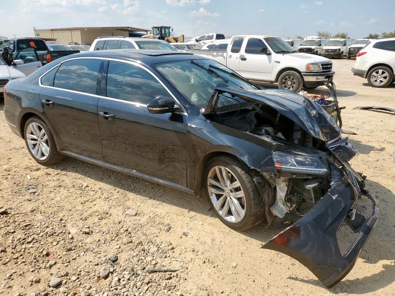 2018 VOLKSWAGEN PASSAT SE 1VWBA7A33JC012759