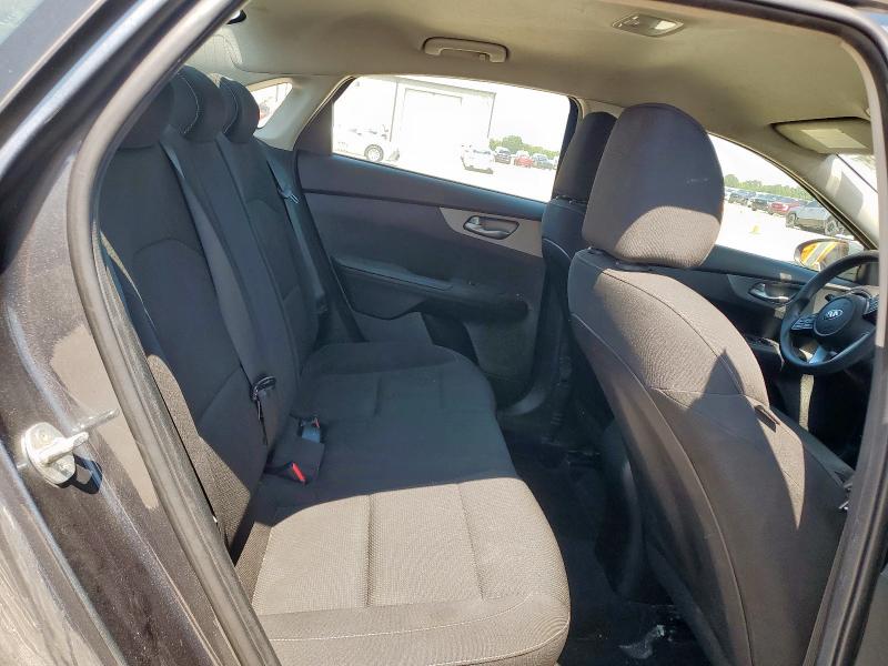 2021 KIA FORTE FE 3KPF24AD5ME340335