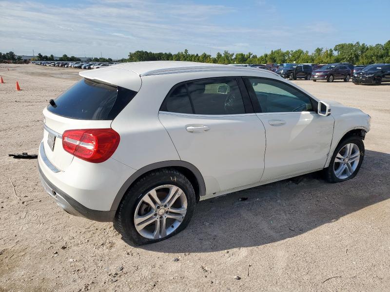 2017 MERCEDES-BENZ GLA 250 - WDCTG4EB1HJ311303