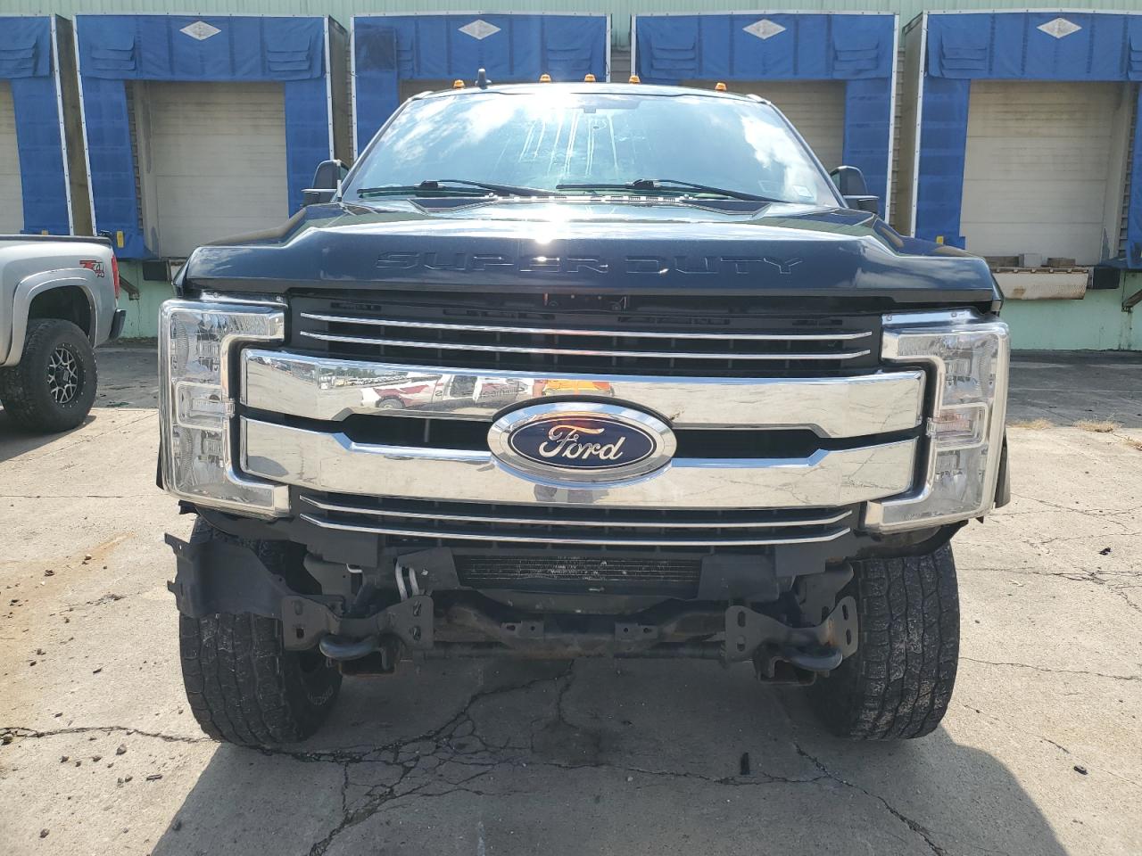 FORD F-350 SUPER DUTY