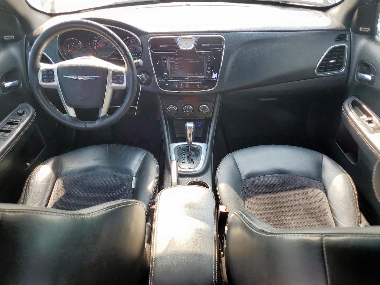 CHRYSLER 200 LIMITED