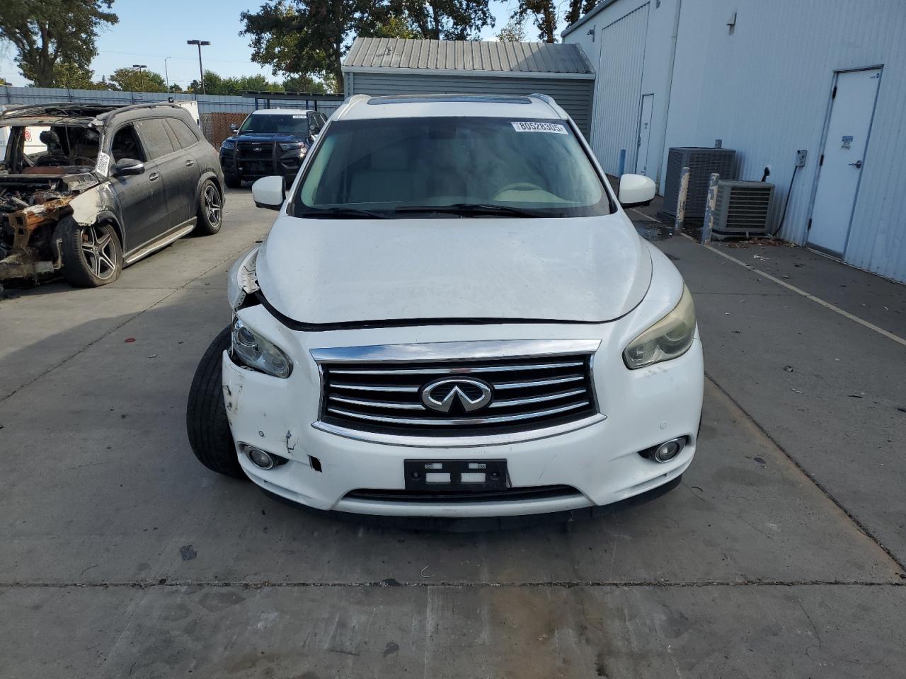 INFINITI JX35