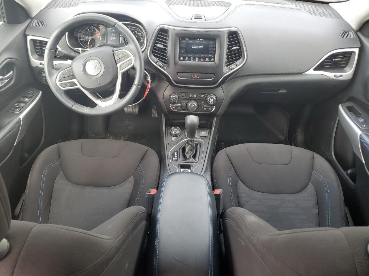 JEEP GRAND CHEROKEE LATITUDE