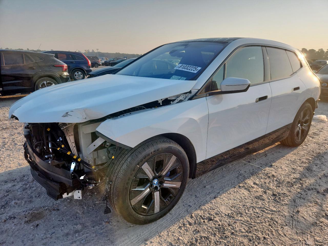 BMW IX XDRIVE50