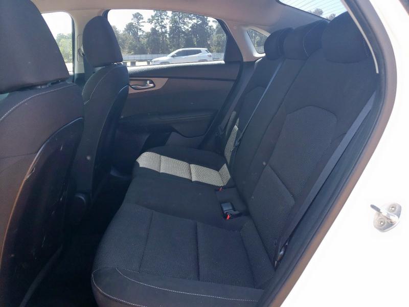 2019 KIA FORTE FE 3KPF24AD0KE096400