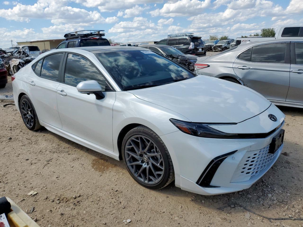 TOYOTA CAMRY XSE