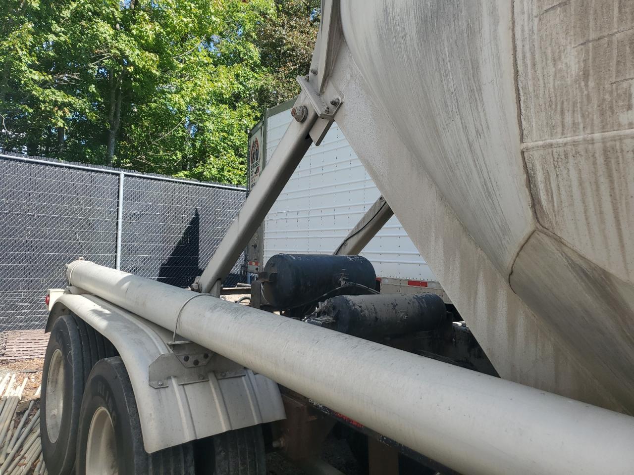 Lot #3255540024 1995 HEIL UNKNOWN